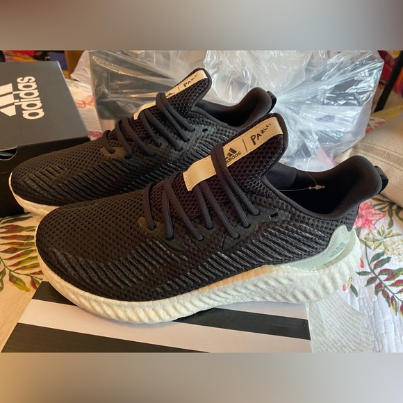 adidas | Shoes | Adidas M Alphaboost Parley Mens Size 95 | Poshmark
